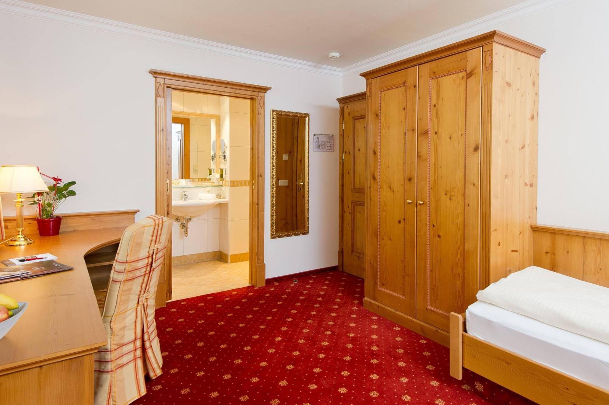 Hotel Salzburger Hof Цаухензее Номер фото